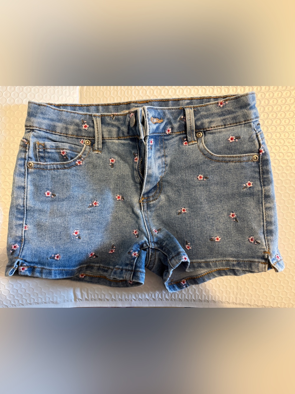 Girls Tractr daisy jean shorts 10